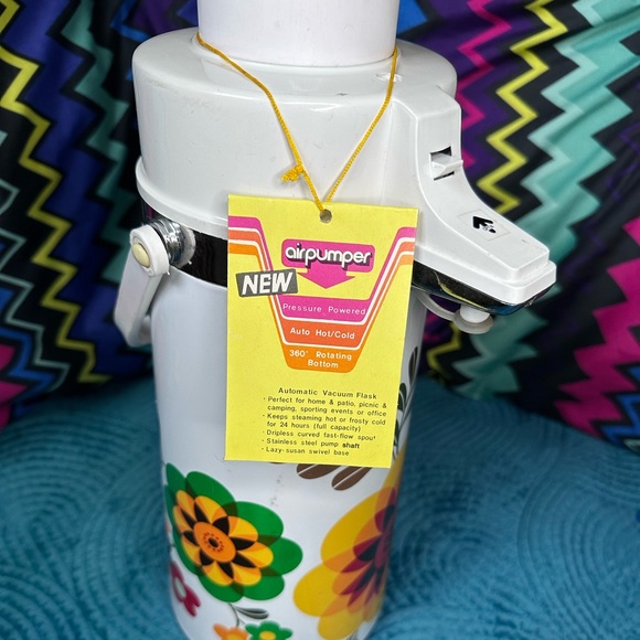 Vintage Floral Pump Pot King Brand - Picture 8 of 17